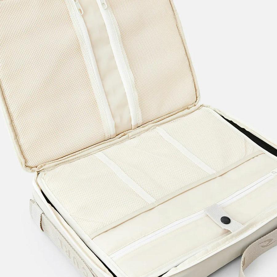 WEEKEND TRAVEL TECH CASE SHELL