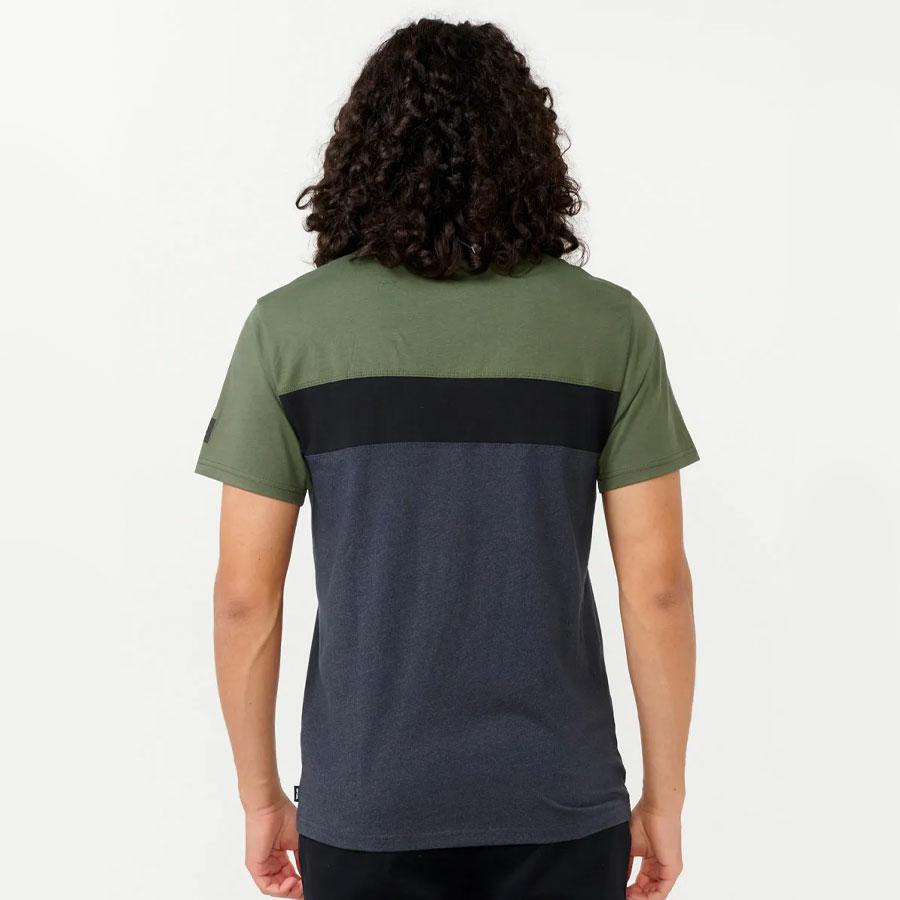 UNDERTOW PANEL TEE DARK OLIVE