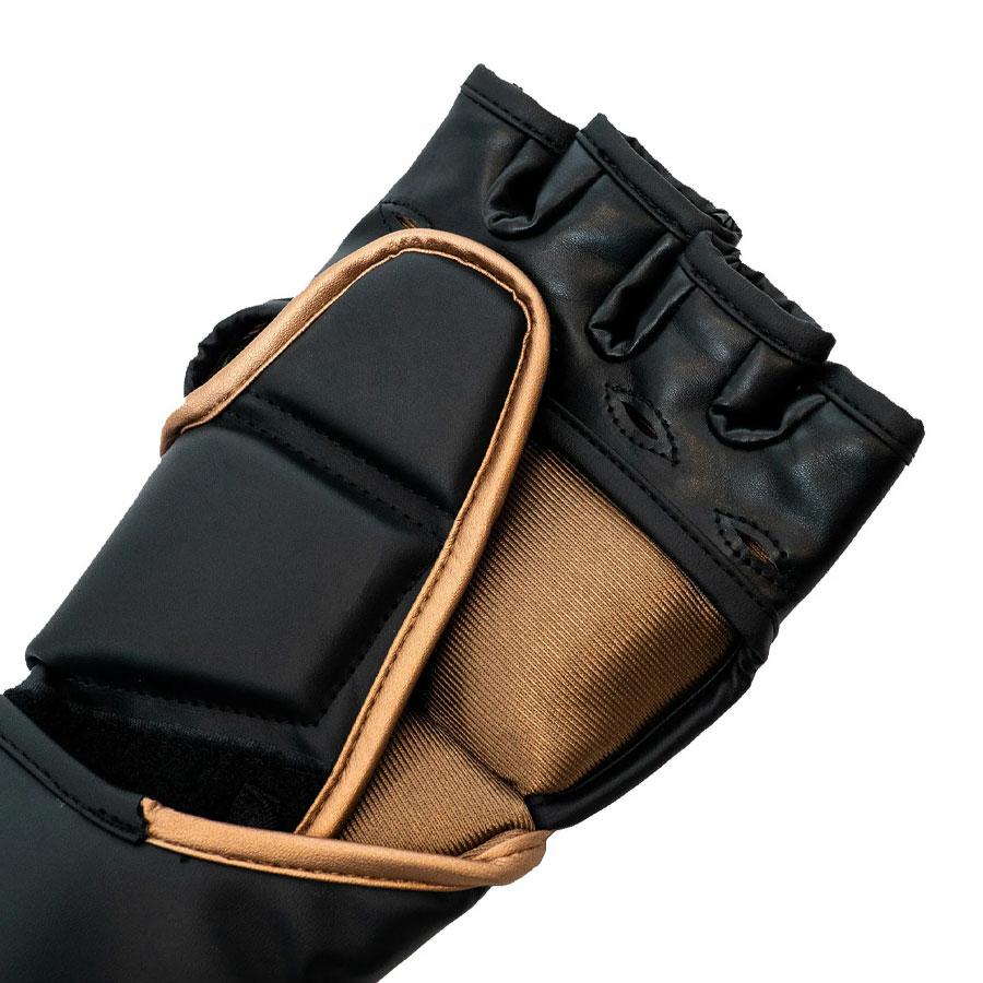 TITAN MMA GRAPPLING GLOVE