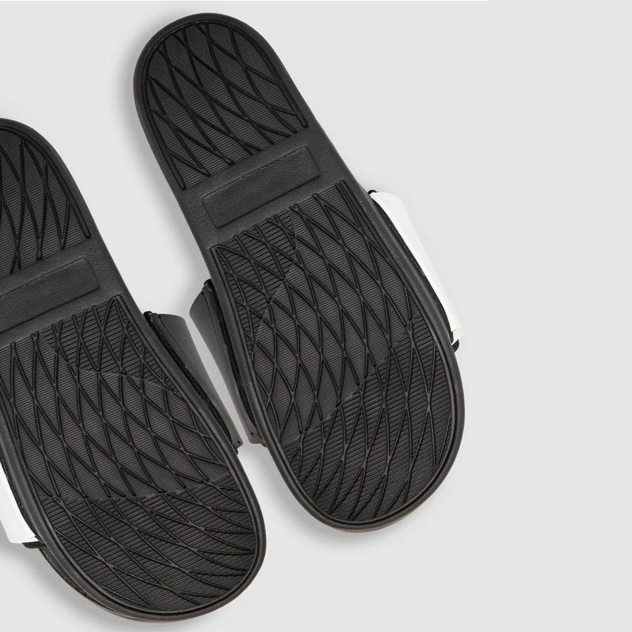 LAID BACK SLIDES BLACK