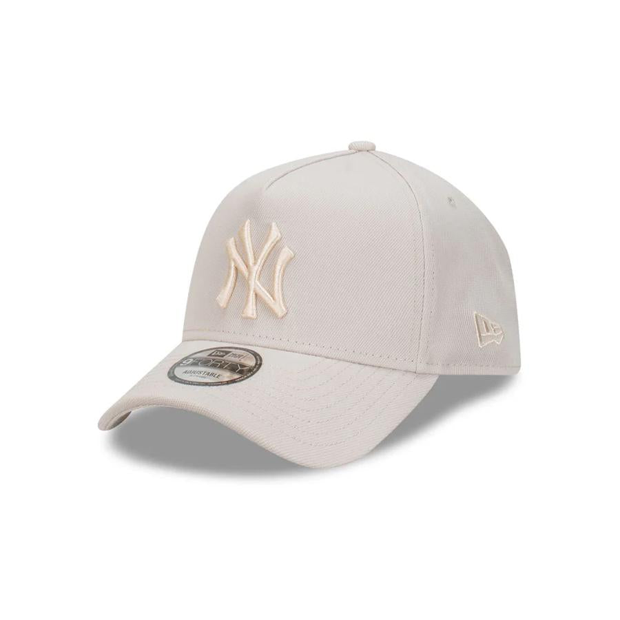 NEW YORK YANKEES 9FORTY A STONE
