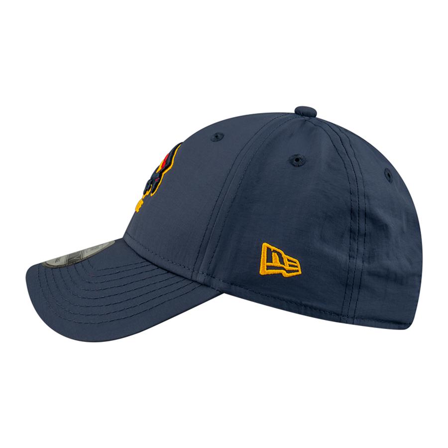 940 AFL25 BADGED ADECRO ADELAIDE CROWS
