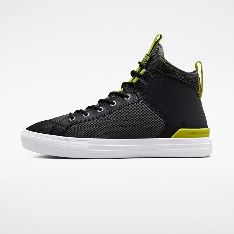 CT ULTRA SPRAY PAINT MID BLACK