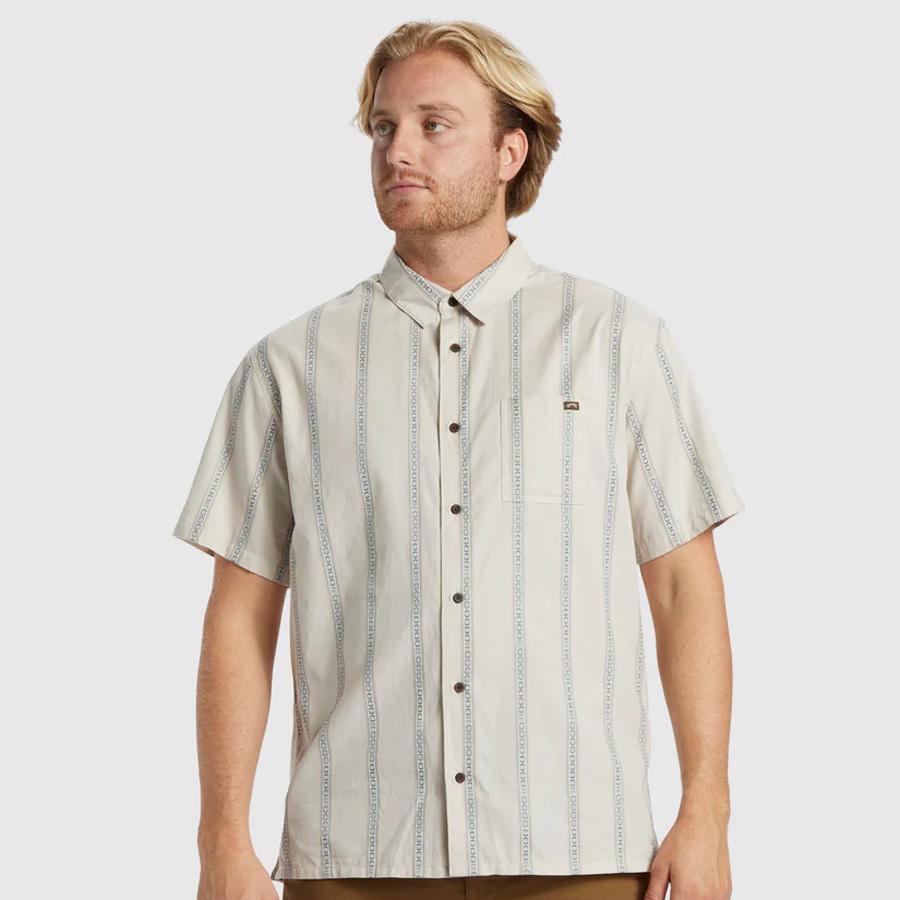 SUNDAYS JACQUARD SS CHINO