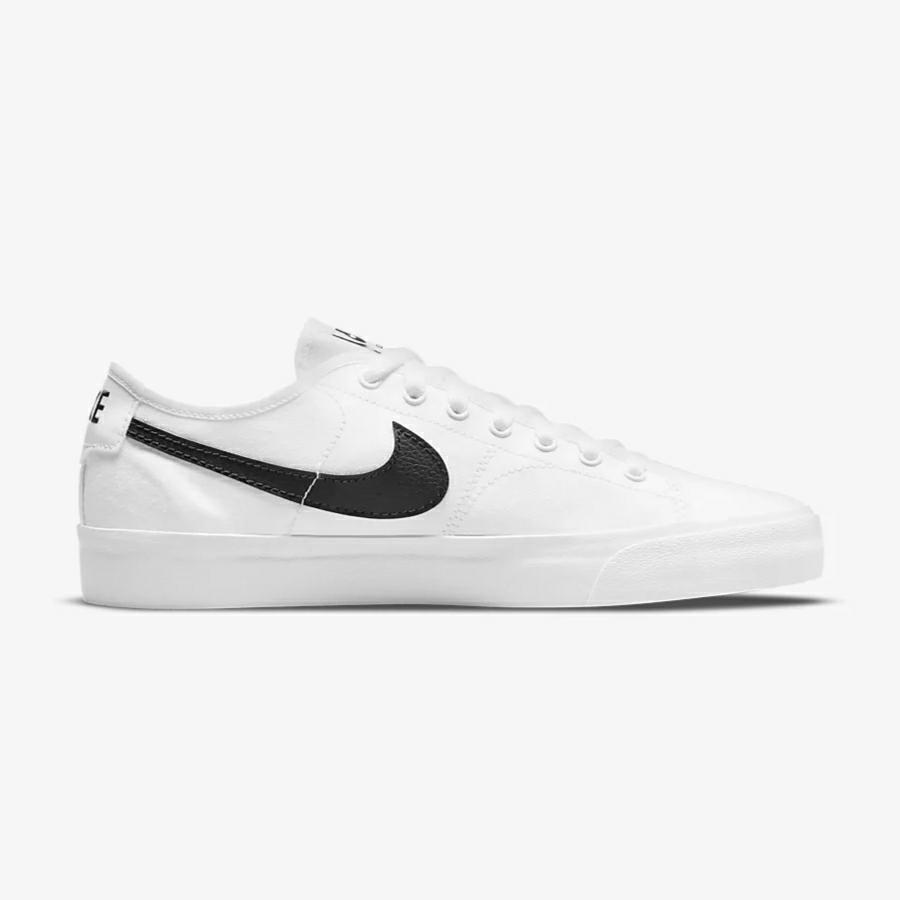SB BLAZER COURT WHITE/BLACK-WHITE-BL