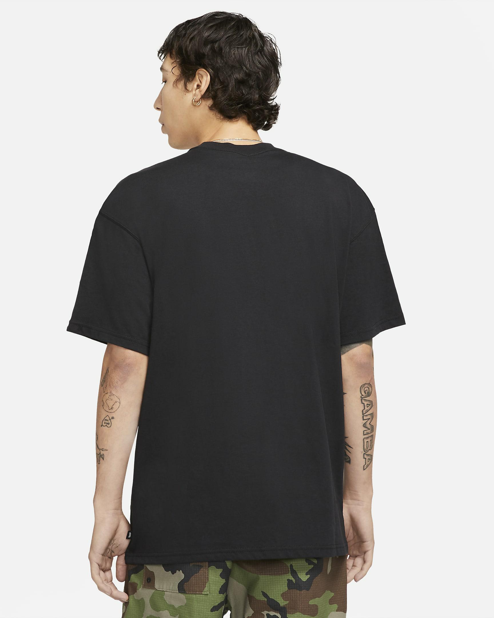 SB TEE BLACK/WHITE