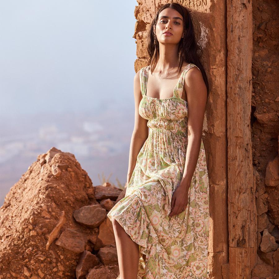PARADISE WINDS OIL GREEN WILD FLOWE
