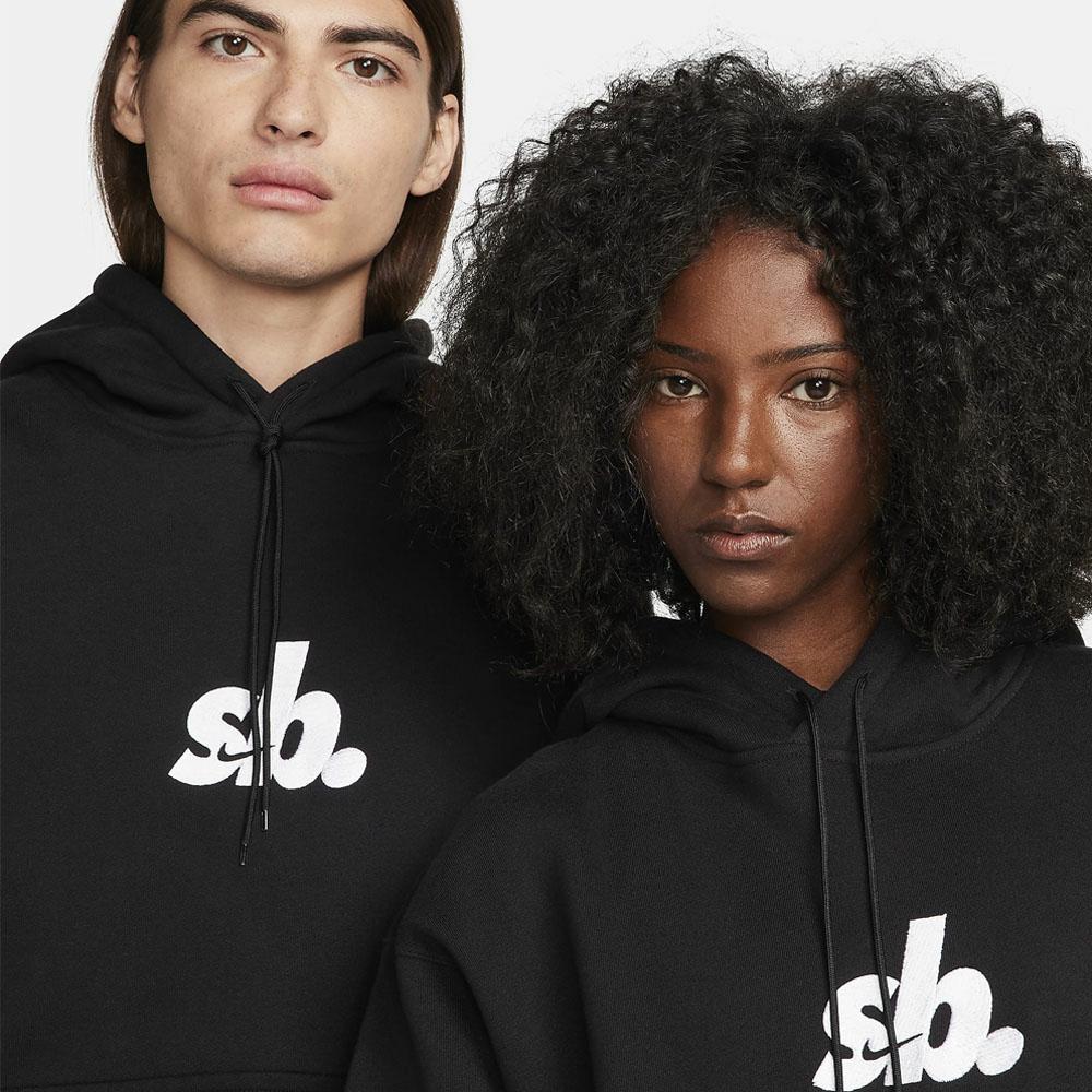 U NK SB FLC PO BLACK