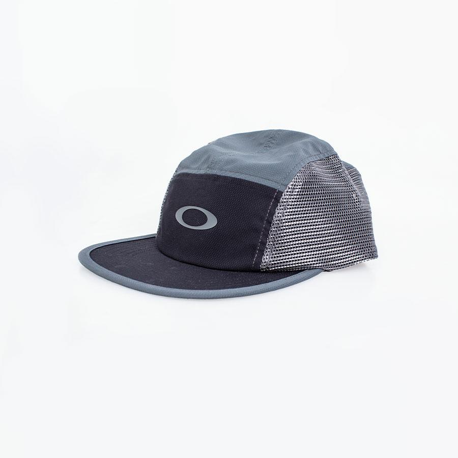 LATITUDE ARC CAP 02E