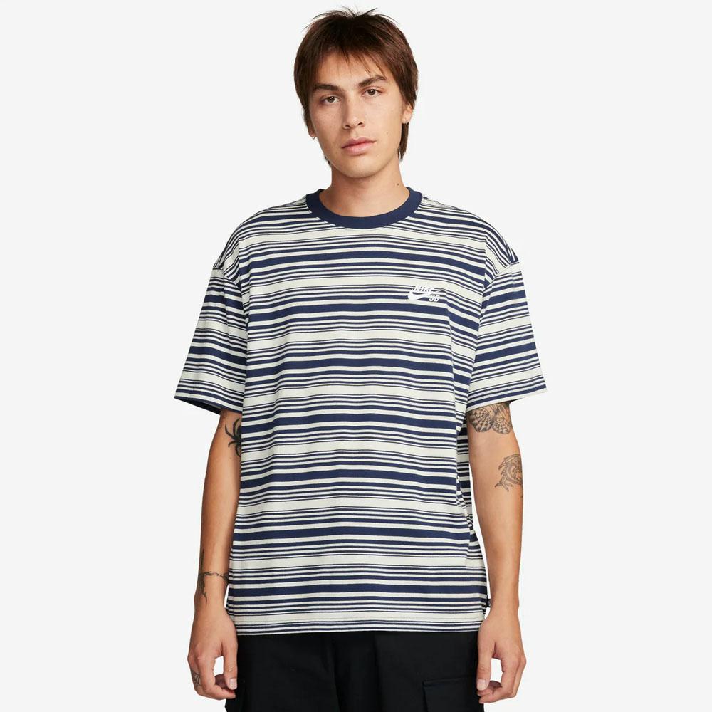 U NK SB TEE M90 STRIPE MIDNIGHT NAVY