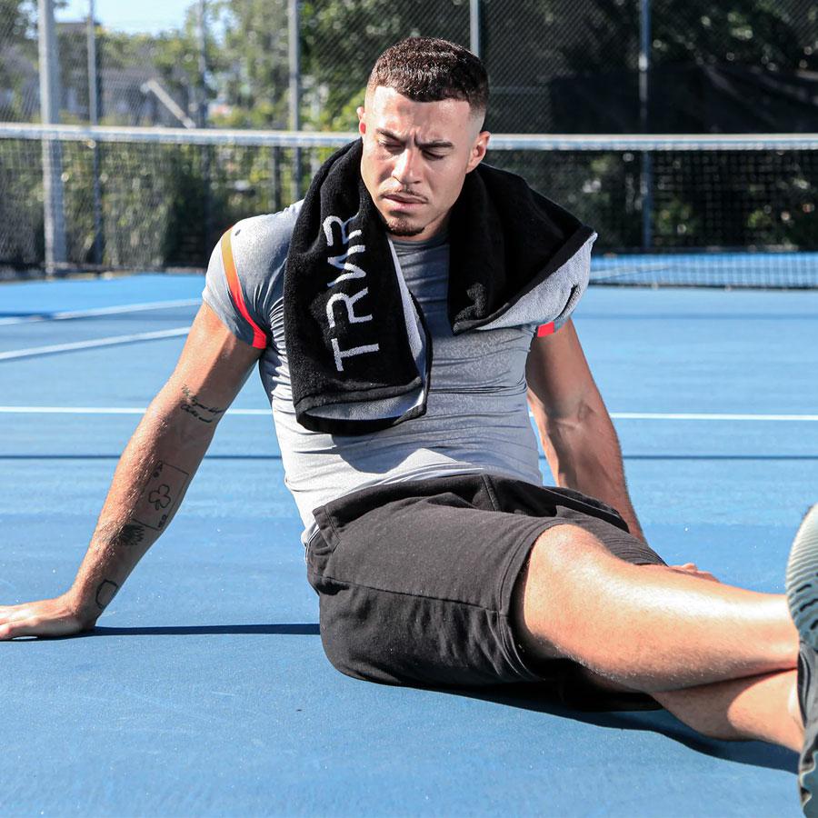 GYM TOWEL LARGE BLACK