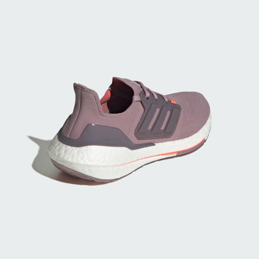 ULTRABOOST 22 W MAGMAU/LEGPRP/TURBO