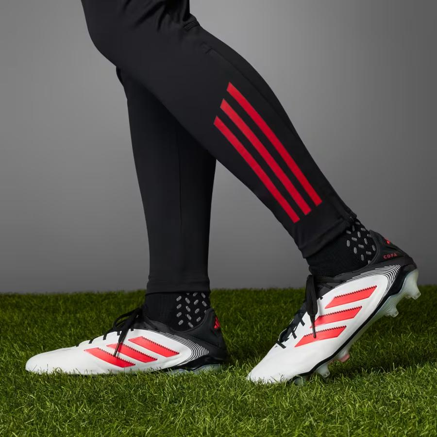 COPA PURE III ELITE FTWWHT/LUCRED/CBLACK