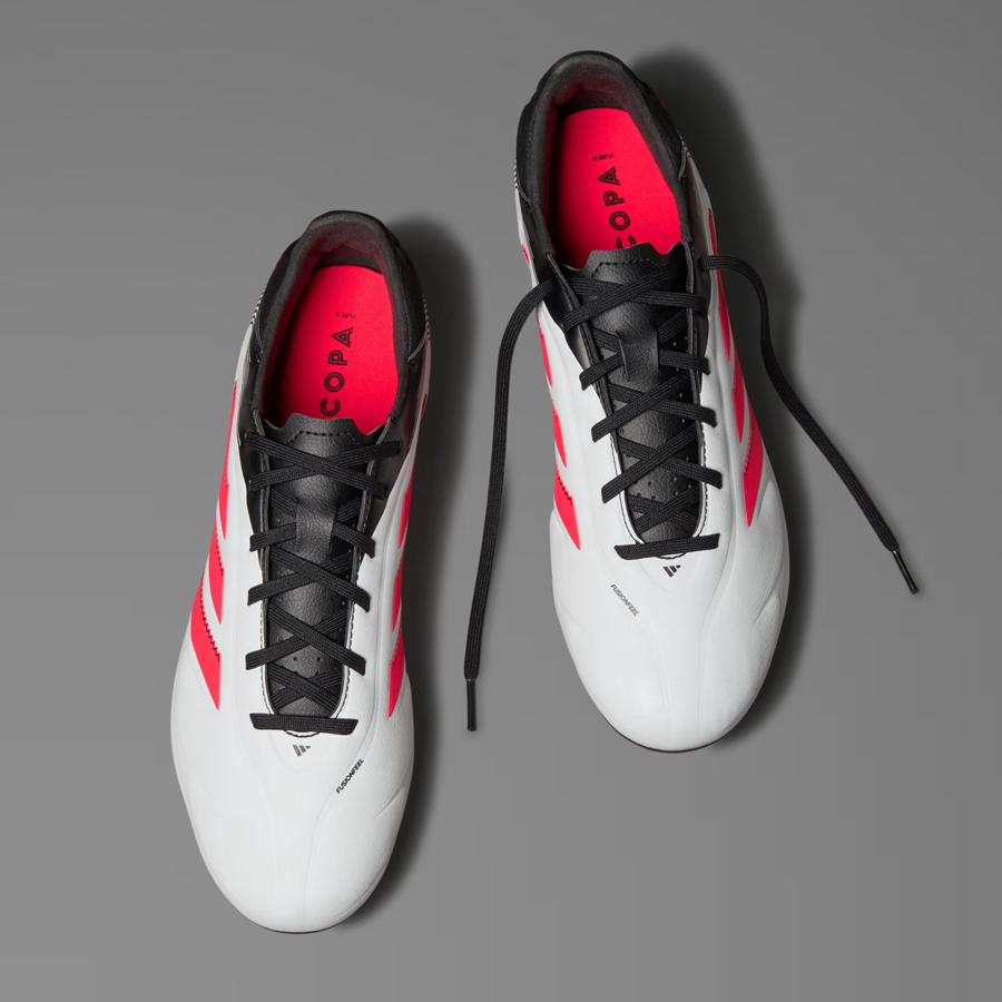 COPA PURE III LEAGU FTWWHT/LUCRED/CBLACK