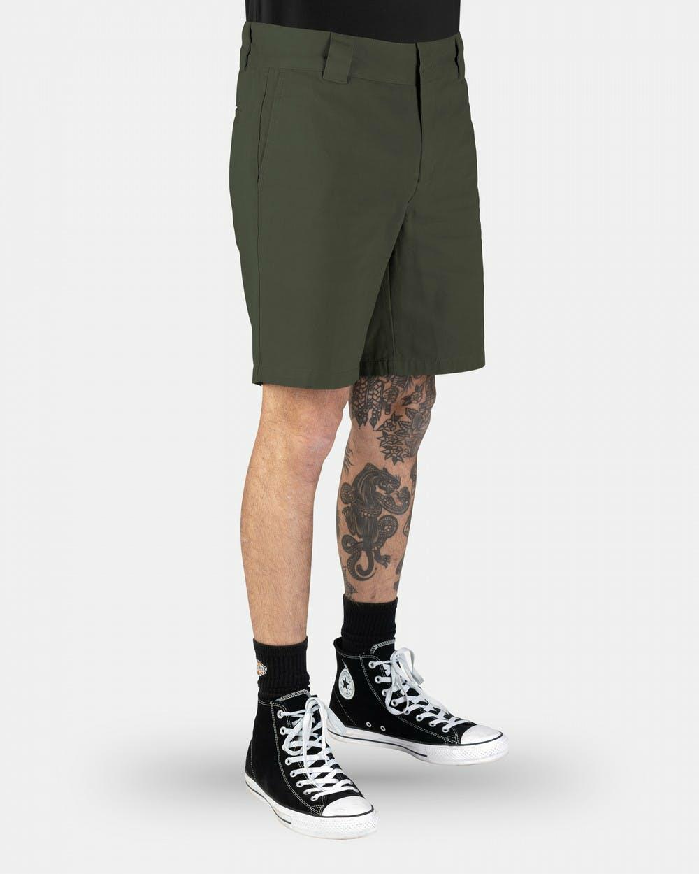 9 REGULAR SHORT ARMY GREEN