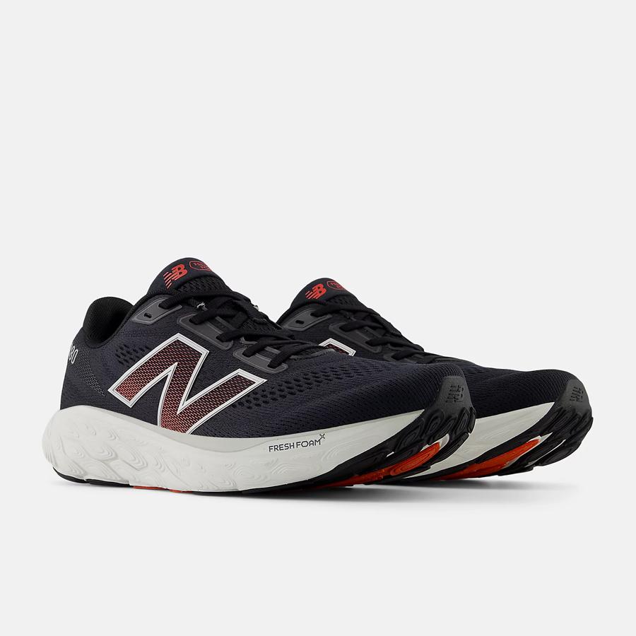 880 V14 2E WIDTH BLACK