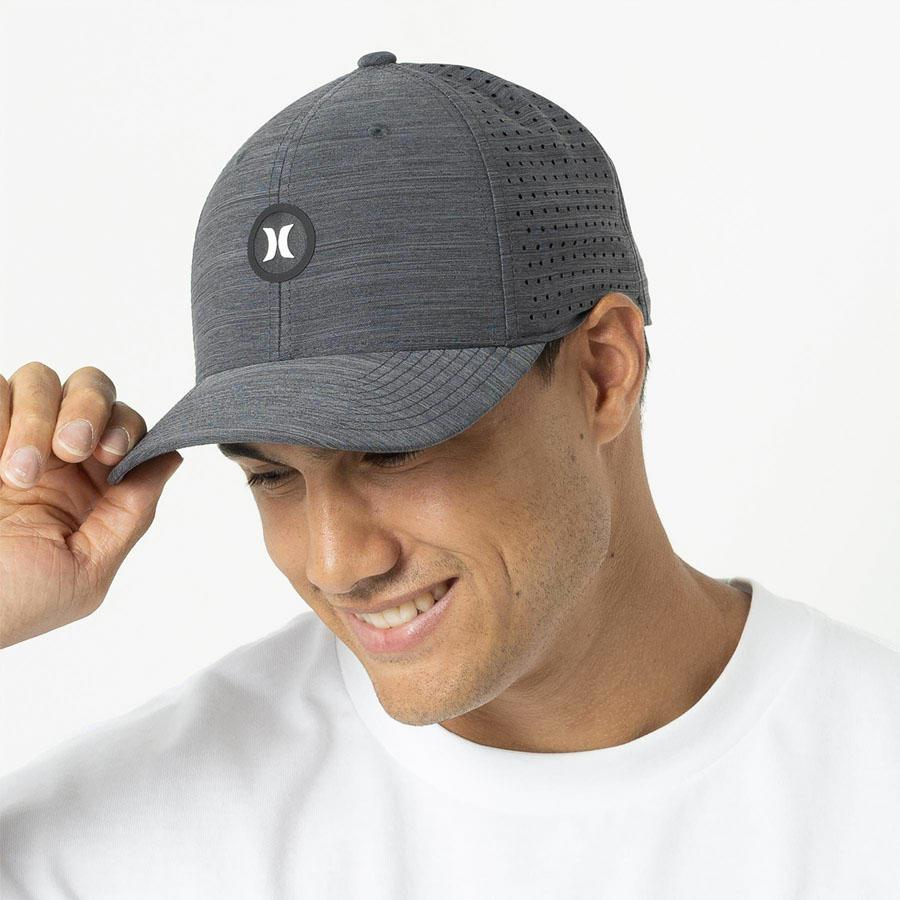 H20 DRI FEATURE SNAPBACK BLACK