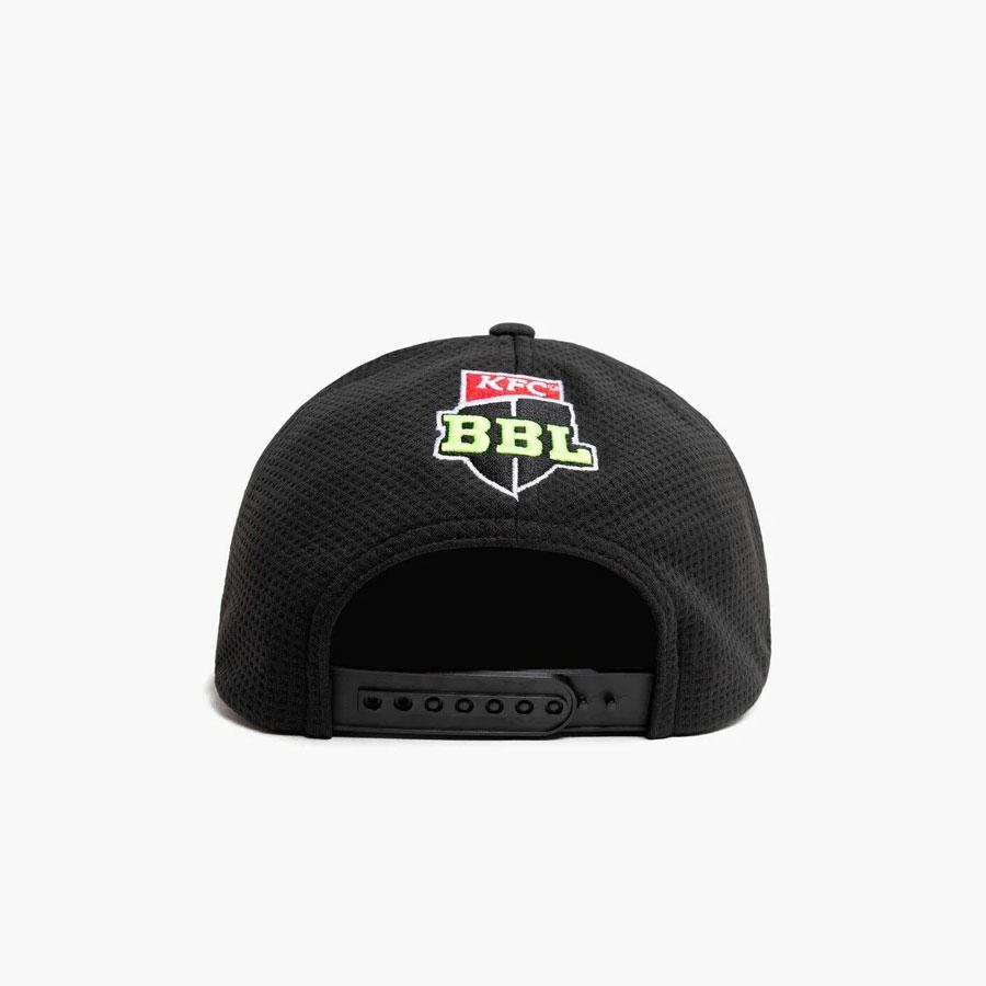 ON FIELD LOW PRO STKR BLACK