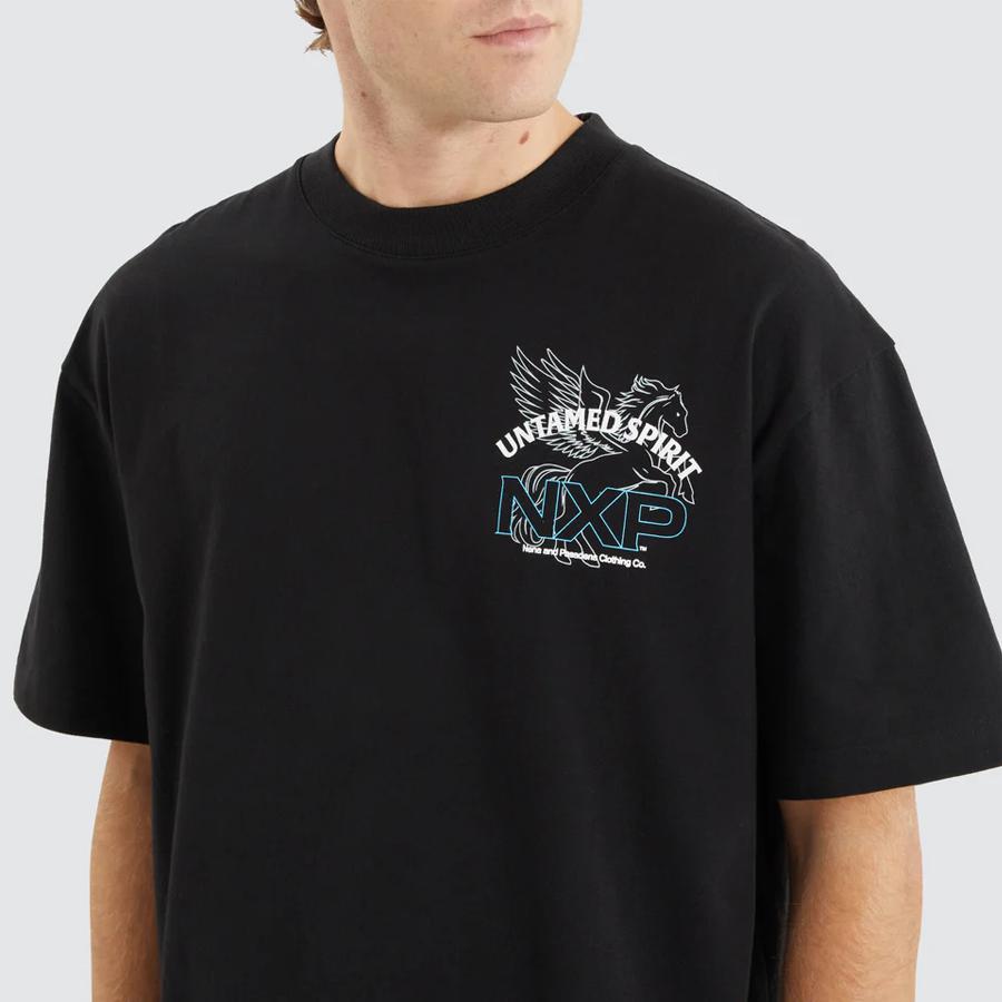 UNTAMED STREET TEE JET BLACK