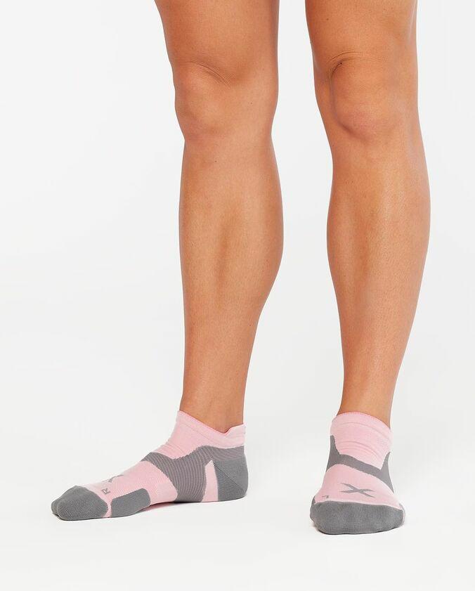 2XU NO SHOW CUSHION DUSTY PINK/GREY