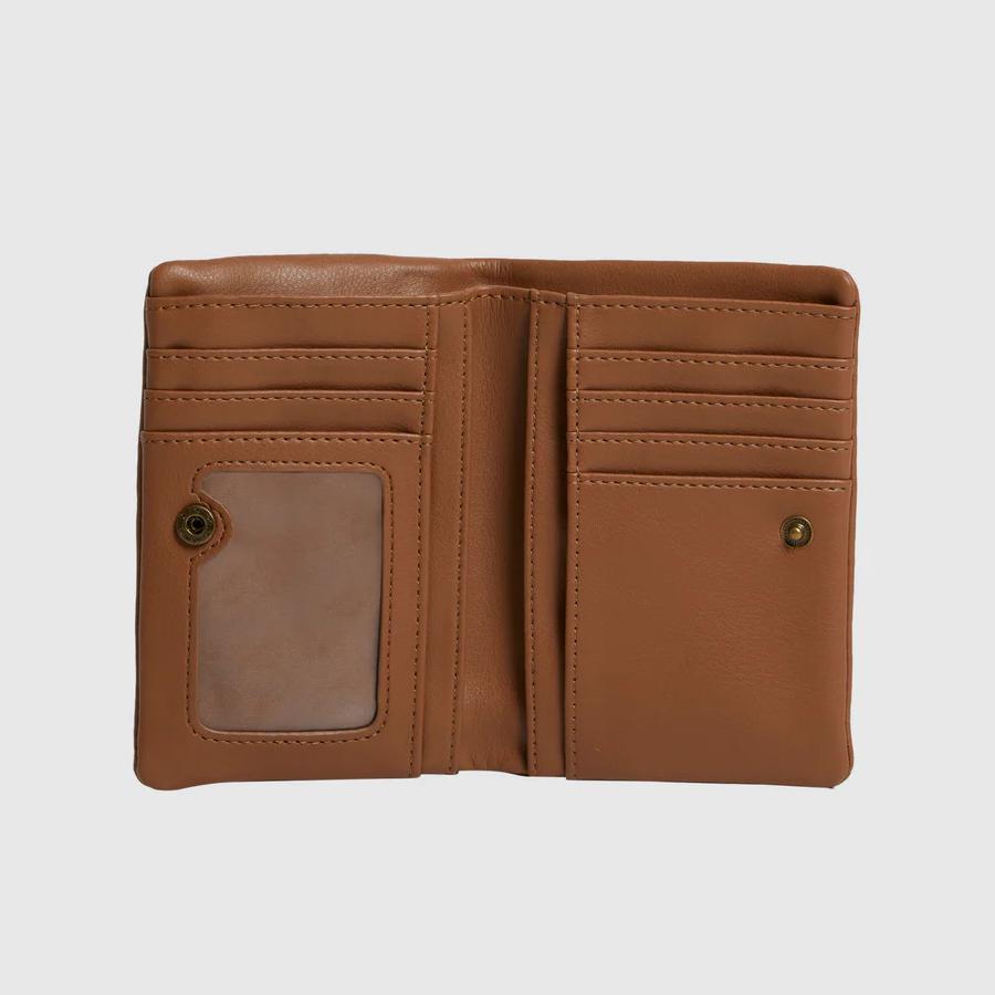 SWEET MYSTIC EMBOSSED WAL LIGHT TAN