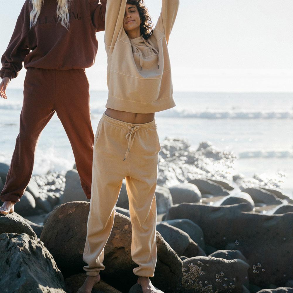 BASELINE TRACKPANT SOFT SAND