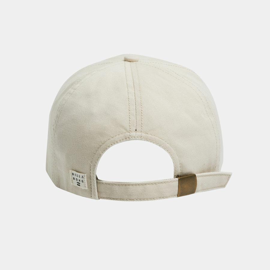 BASELINE CAP WHITE SAND