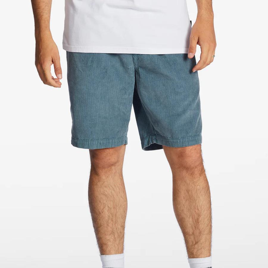 LARRY CORD SHORTS SMOKE BLUE