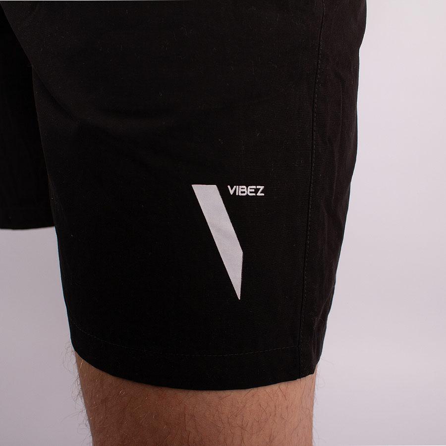 AMPED SHORTS BLACK