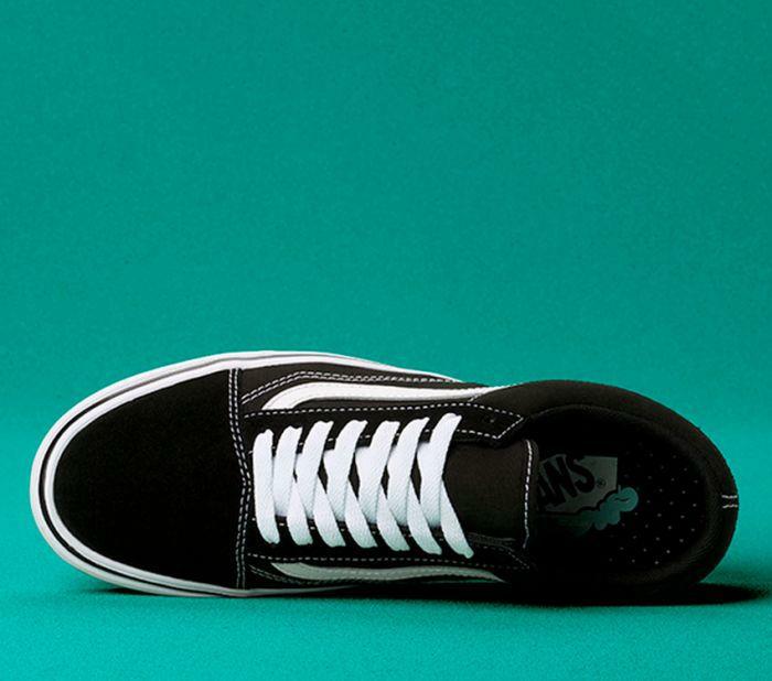 COMFYCUSH OLD SKOOL BLK/WHT