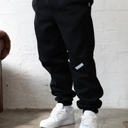 HALO BAGGY TRACKPANT BLACK