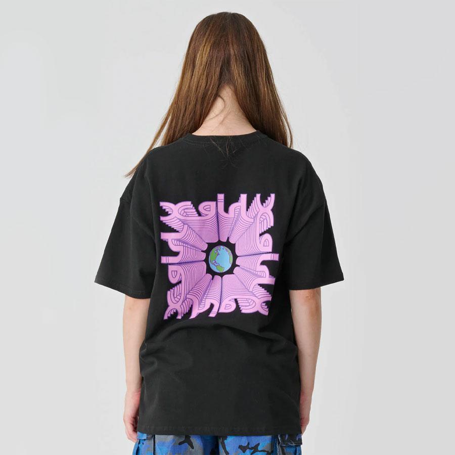 EARTH & MILLS RELAXED TEE BLACK